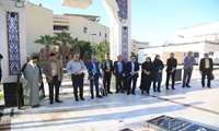 غبارروبی مرقد شهدای گمنام در پردیس دانشگاه